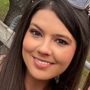 Meet your Posher, Whitney